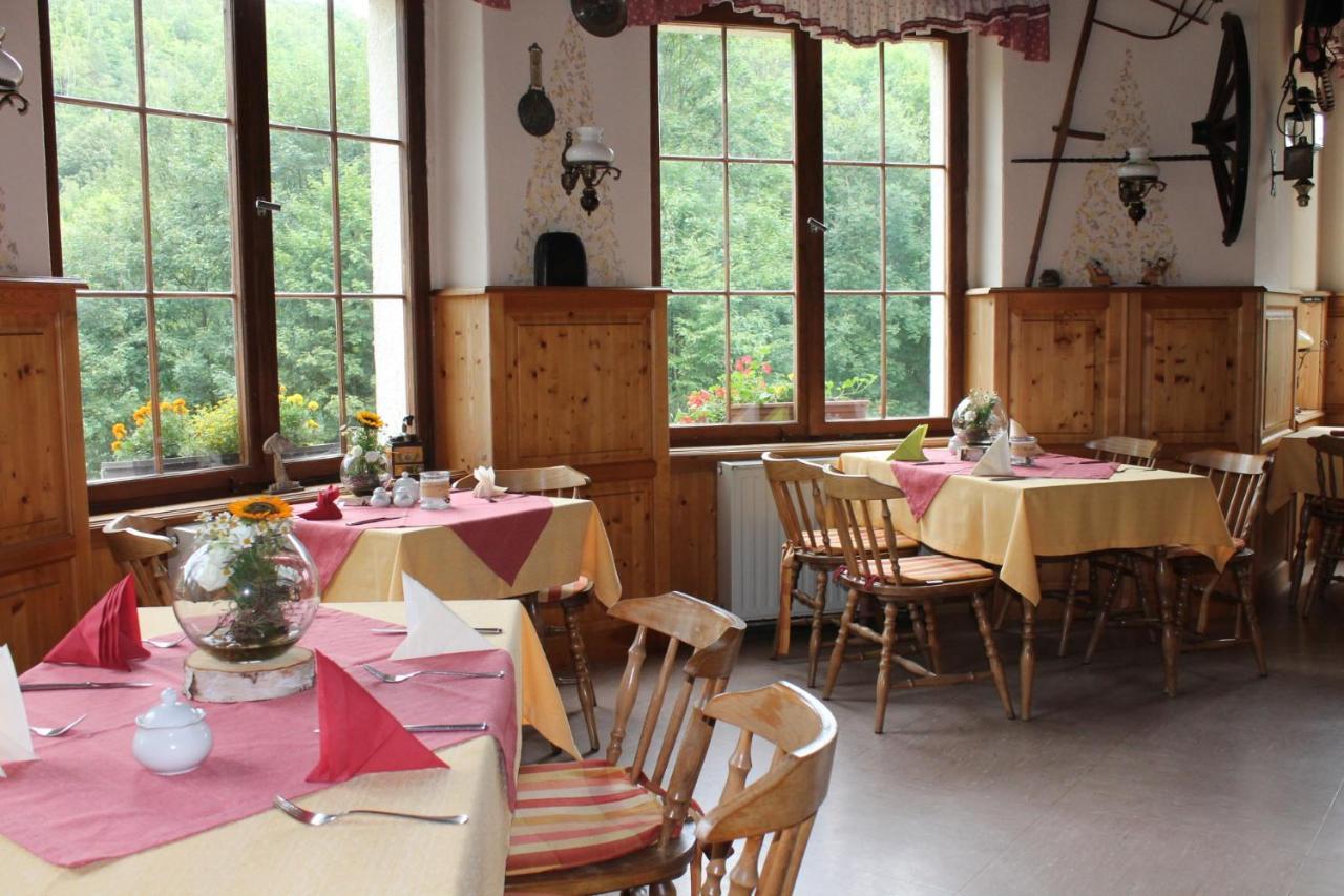 Hotel Waldfrieden Elsterberg エクステリア 写真